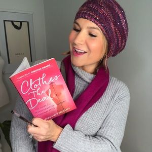 Hi! I’m Jenn from @TinyClosetTonsofStyle